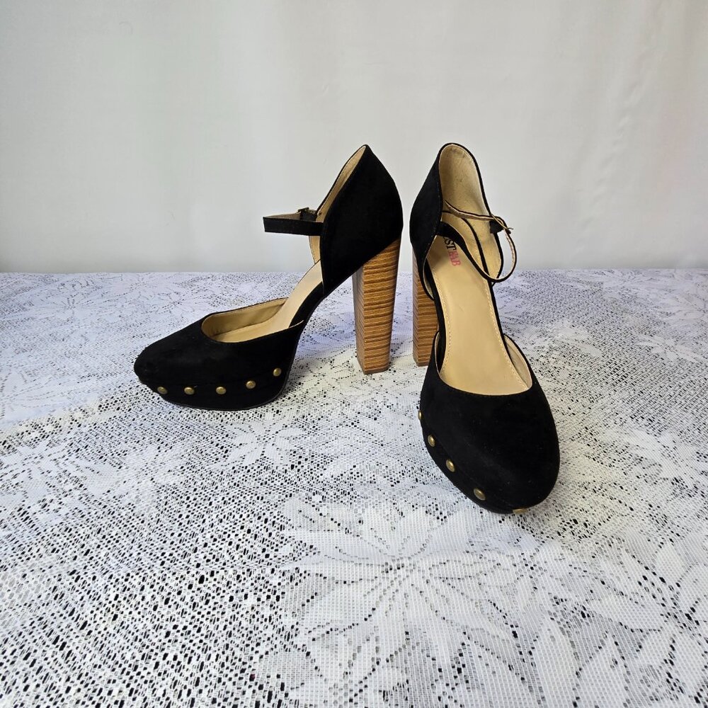 JustFab Black Grasie Faux Suede Platform Heels, Size 8.5